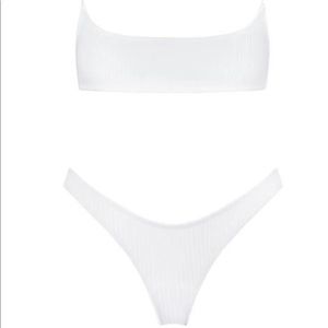 Triangl PIPA Bikini Set White